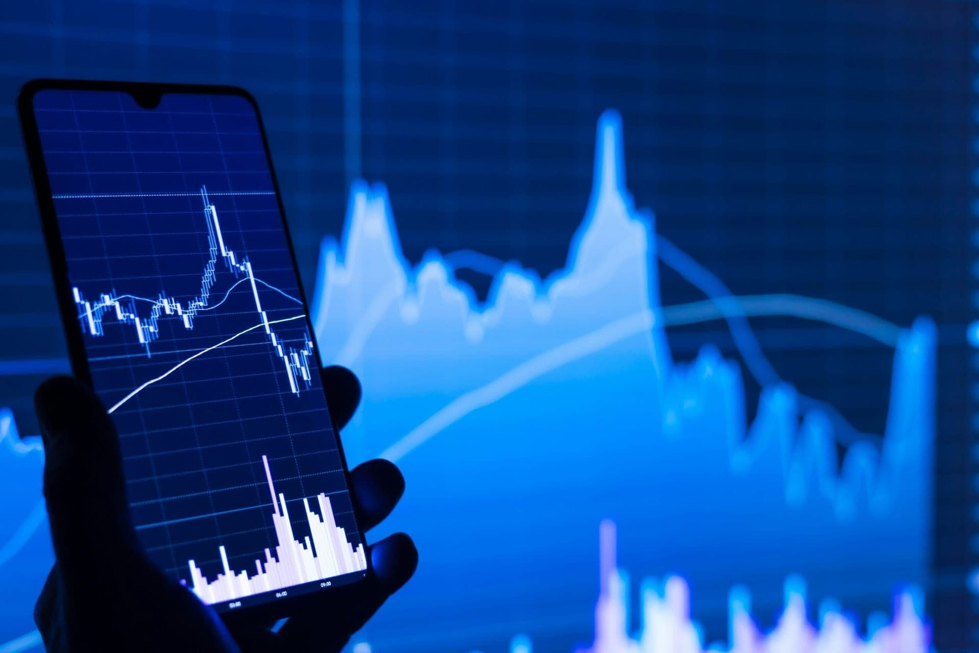 Markets Show Mixed Trends as September Begins Amid Fed Rate Cut Speculations