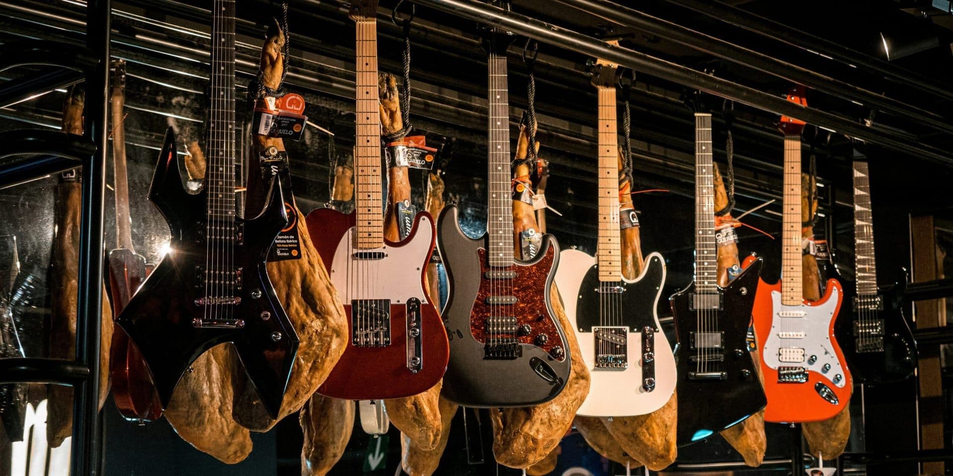 Nevada Hosts Annual Rock & Bottle Show in Tonopah