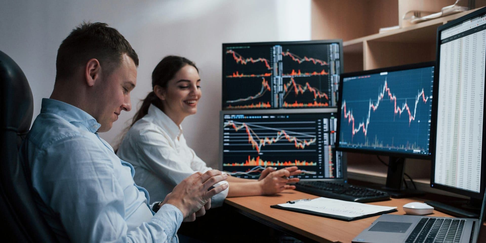 Wall Street Hits Record Highs as Microsoft–OpenAI Deal Sparks AI Market Frenzy