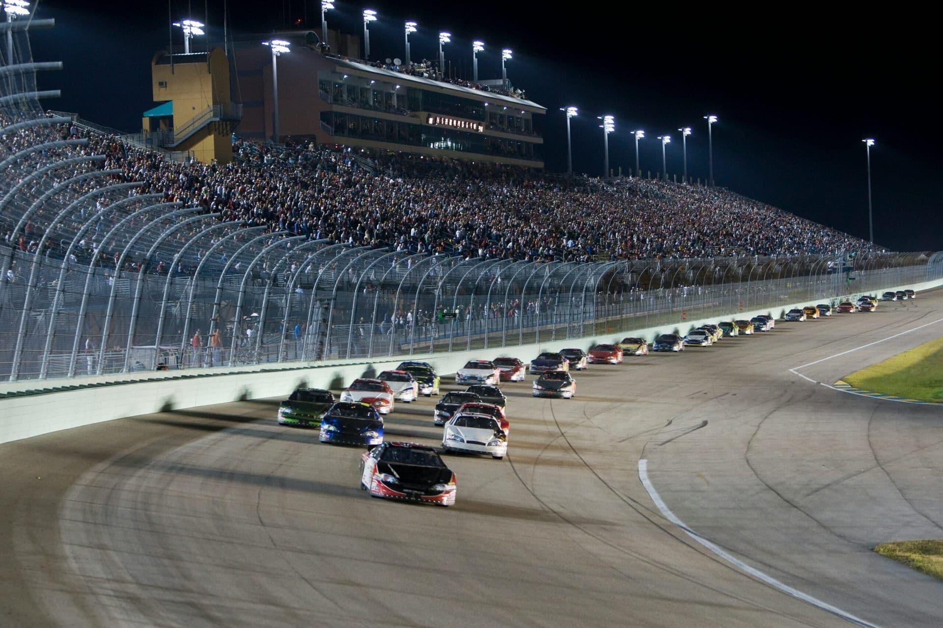 NASCAR’s Historic Pennzoil 400 at Las Vegas Motor Speedway