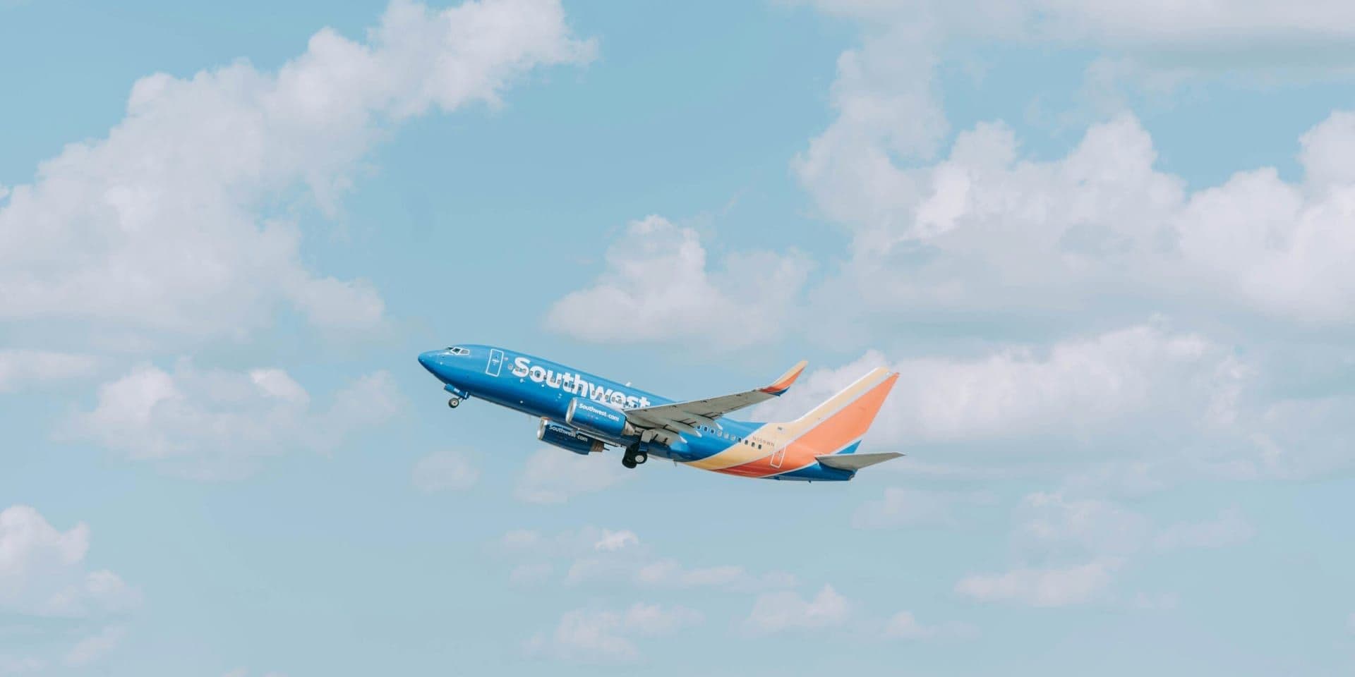 Airlines Signal Recovery as U.S. Government Reopens After Record Shutdown