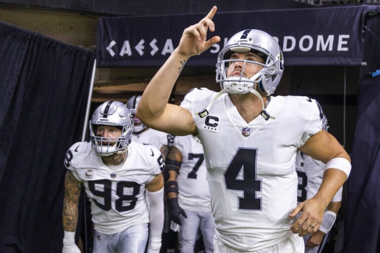 Former raiders qb retires with surprising announcement