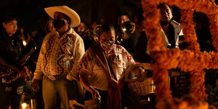 San Antonio’s Día de los Muertos Festival Celebrates Cultural Heritage